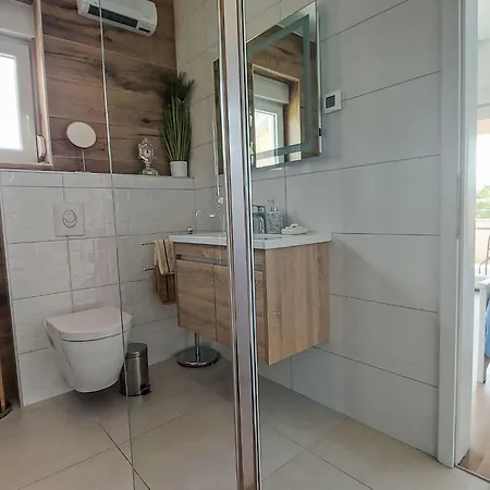 Sea Front Lucija By Interhome Casa vacanze Pridraga