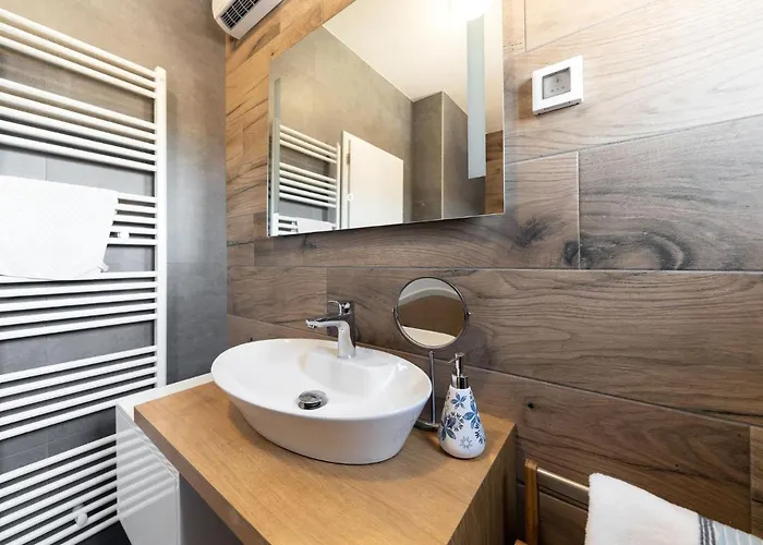 Sea Front Lucija By Interhome בית נופש *